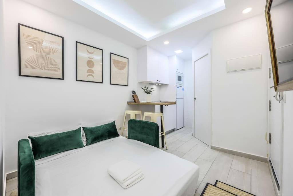 Luxe Apartment In Tetuan Madrid Extérieur photo