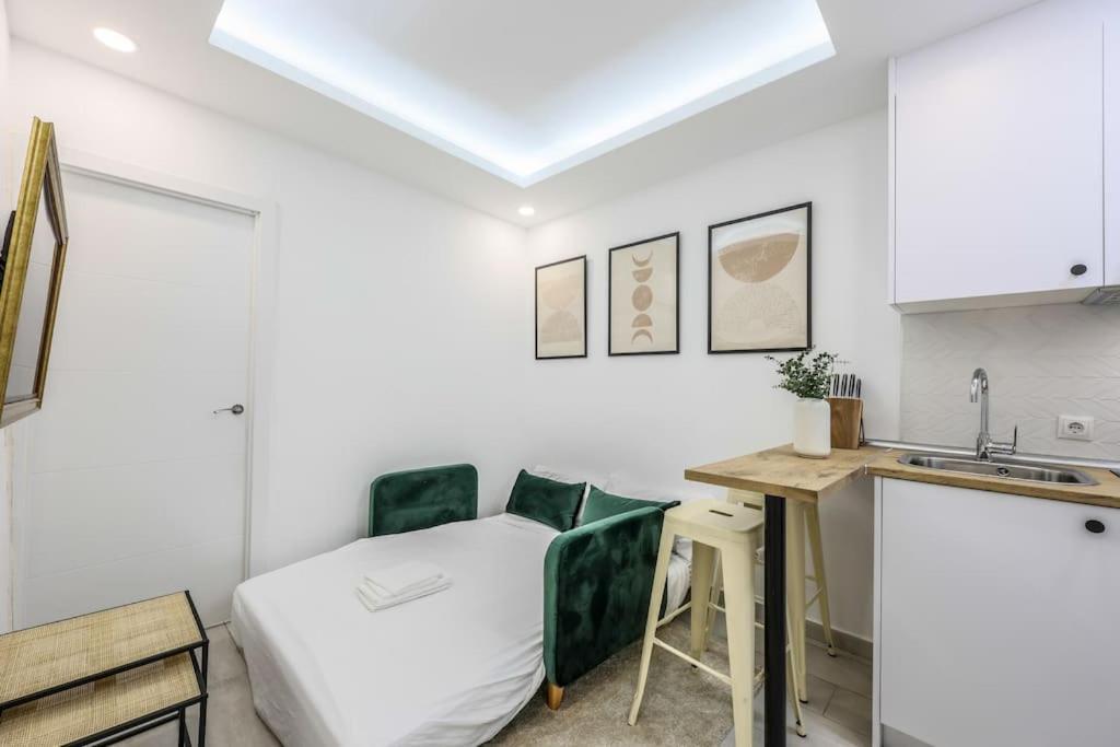 Luxe Apartment In Tetuan Madrid Extérieur photo