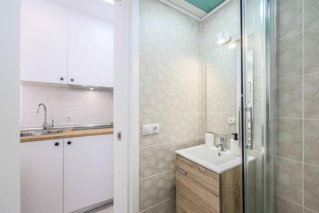 Luxe Apartment In Tetuan Madrid Extérieur photo